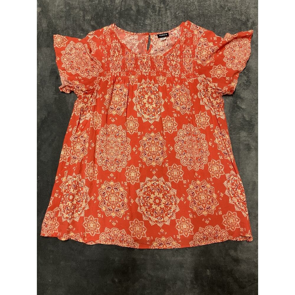 Torrid Smocked Flutter Slv Blouse Sz 0 Mandala Print Flowy Festival Boho Peasant